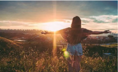 <b>比肩格女命有何特征？八字算姻缘比肩格女命嫁什么男人好？</b>