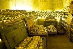 八字大运遇财库：财运算命遇大运是财库会发财吗？