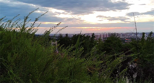 1718896550455444.png 1694426063055.png